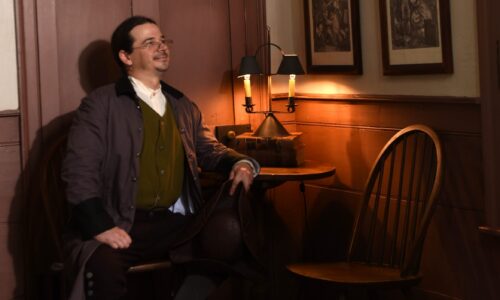 Clay Gentlemen Parlor